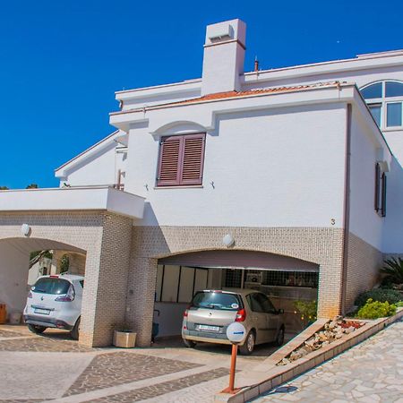 Apartments Punta & Vista In Krk Крк Экстерьер фото