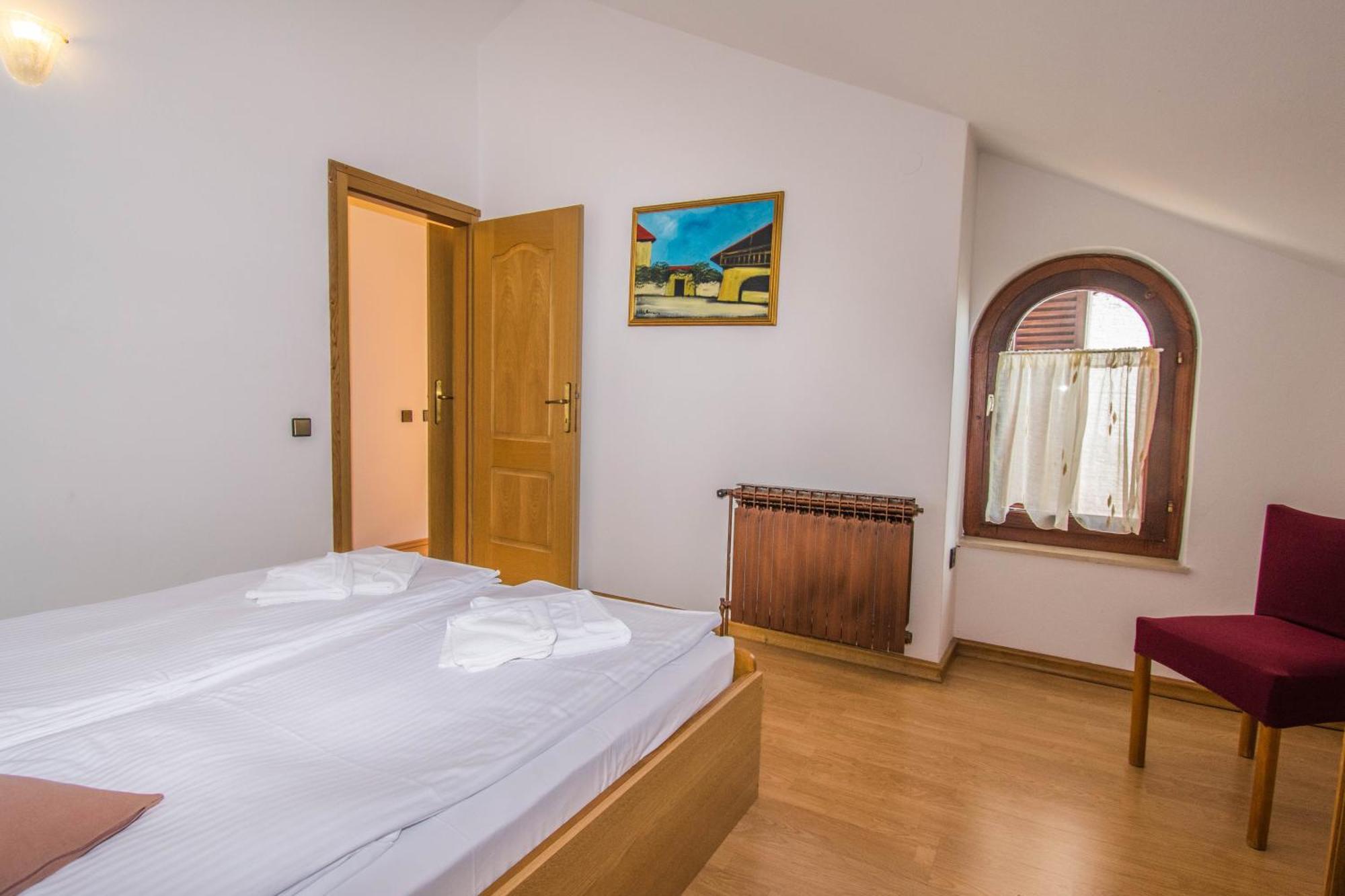 Apartments Punta & Vista In Krk Крк Экстерьер фото