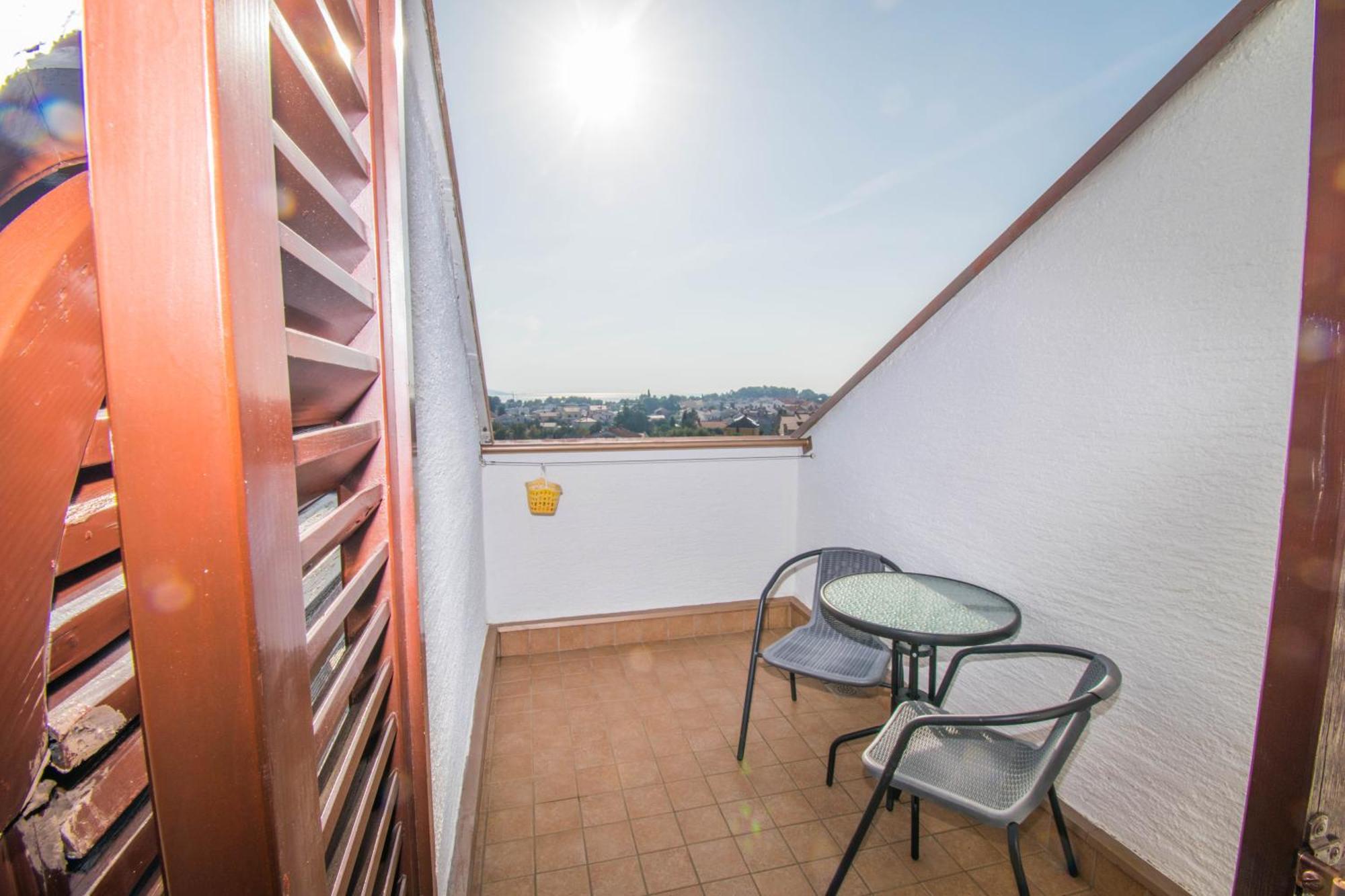 Apartments Punta & Vista In Krk Крк Экстерьер фото