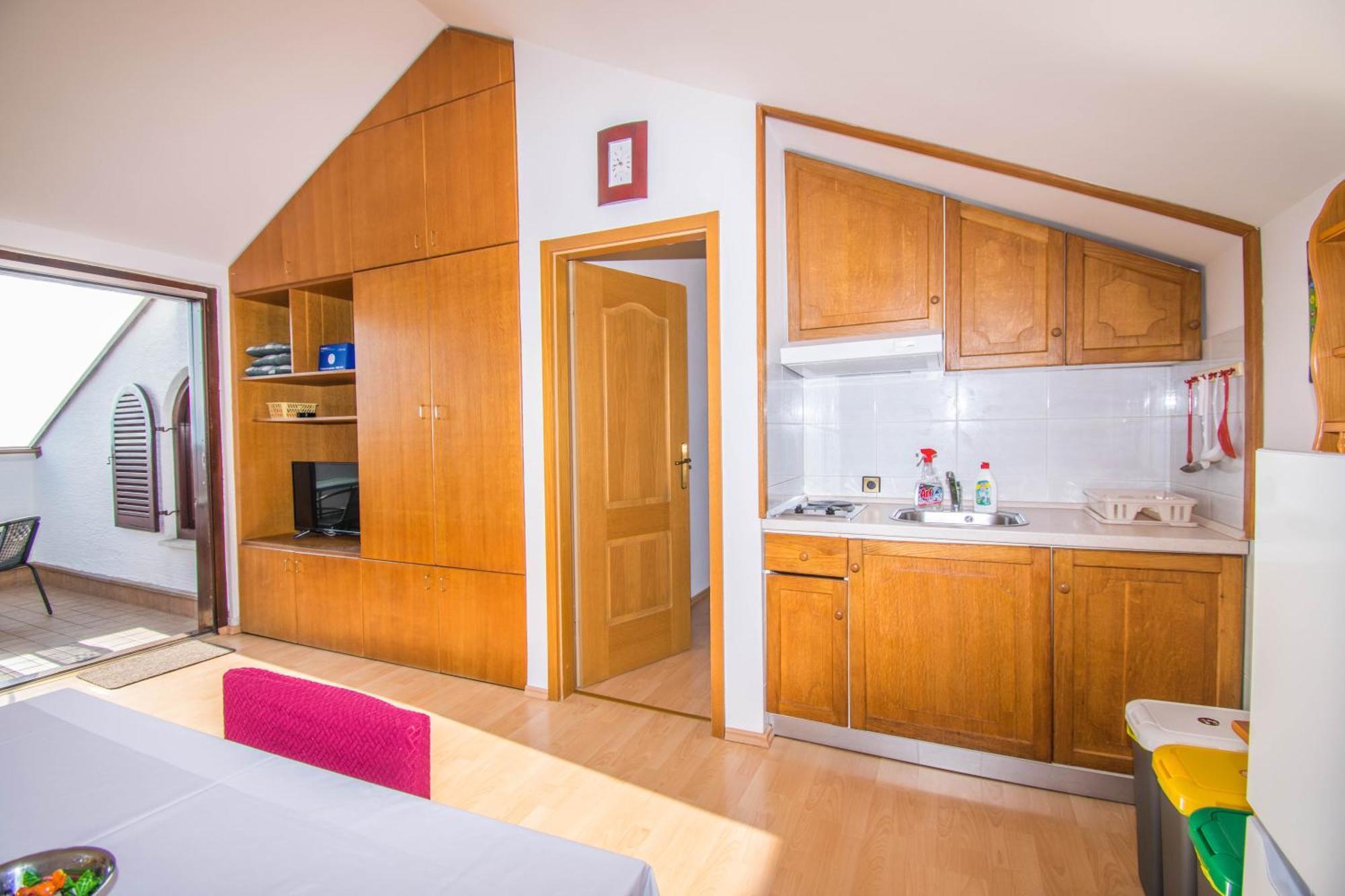 Apartments Punta & Vista In Krk Крк Экстерьер фото