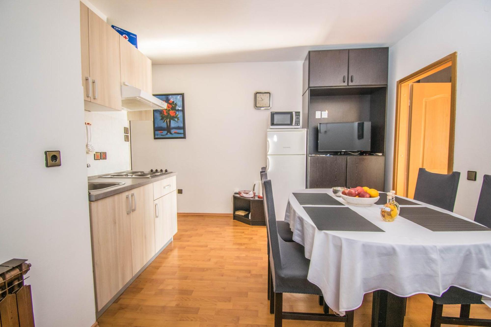 Apartments Punta & Vista In Krk Крк Экстерьер фото