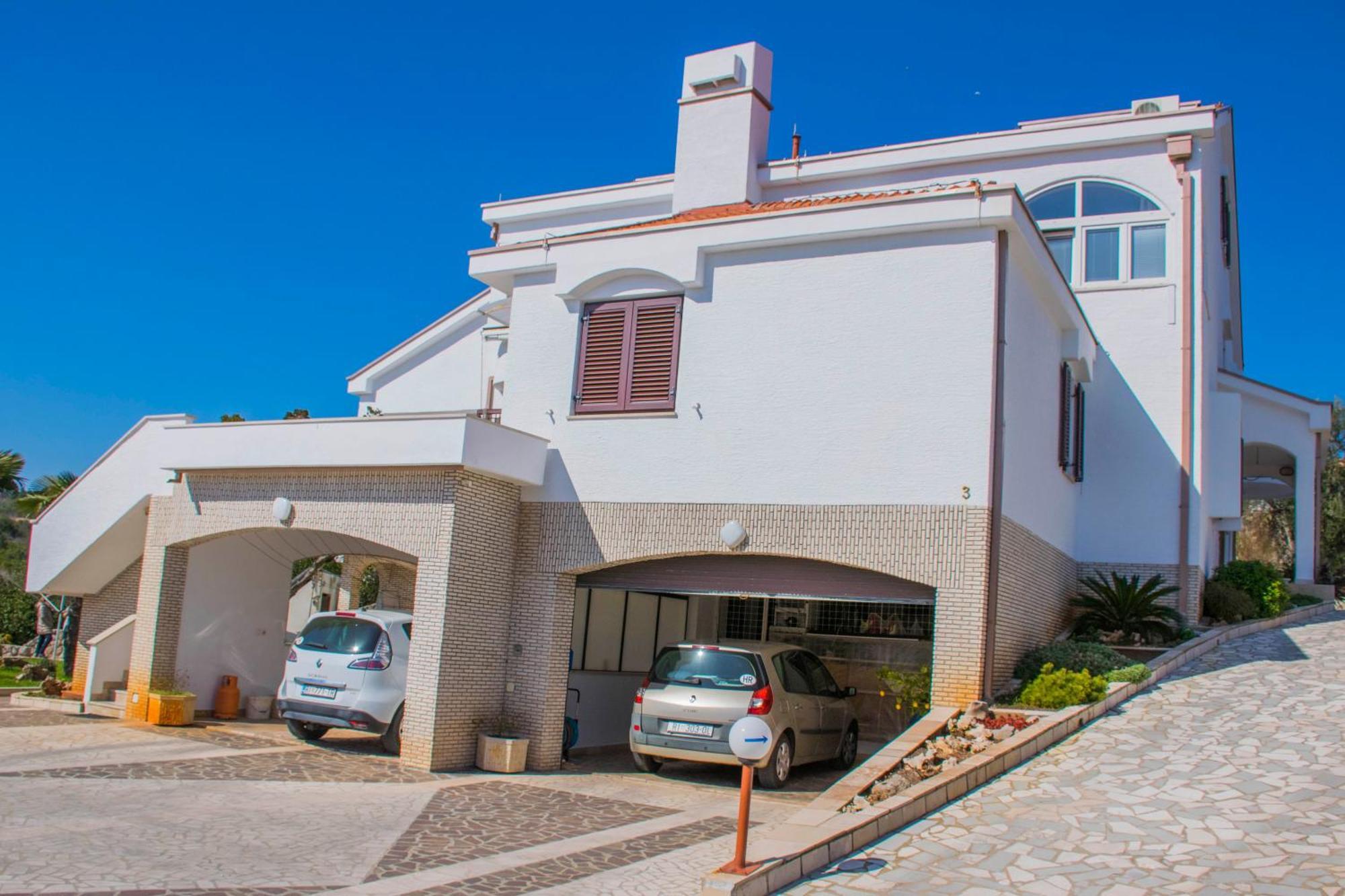 Apartments Punta & Vista In Krk Крк Экстерьер фото